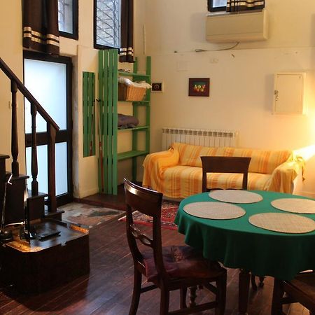Mimi'S Studios Venezia Rom bilde